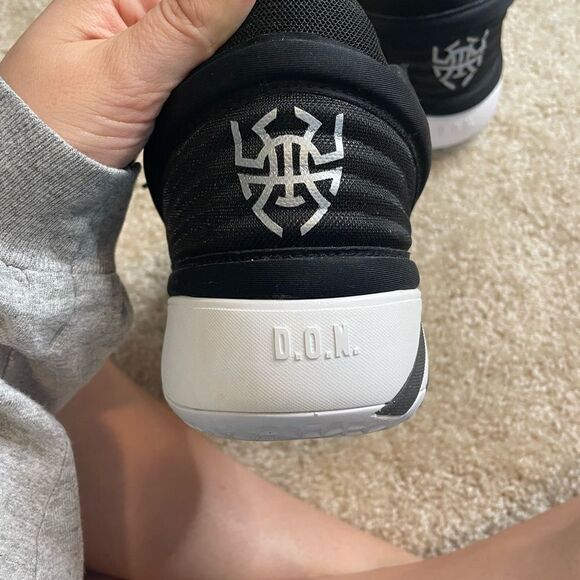 ADIDAS D.O.N issue #2 Cloud Black Basketball Shoe - Picture 10 of 10